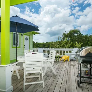 Sir Charles 3* Palmetto Point